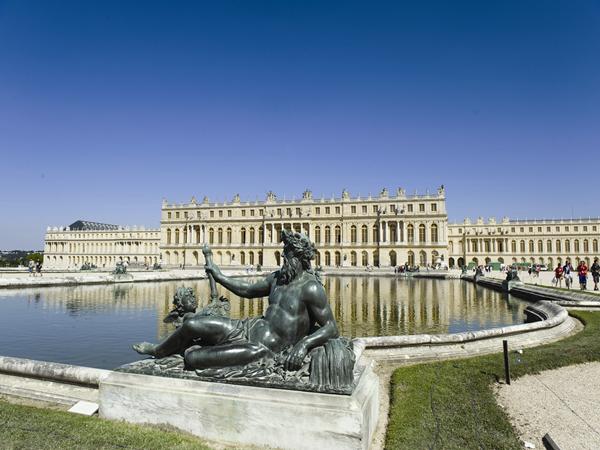 4* Paris & the Chateaux